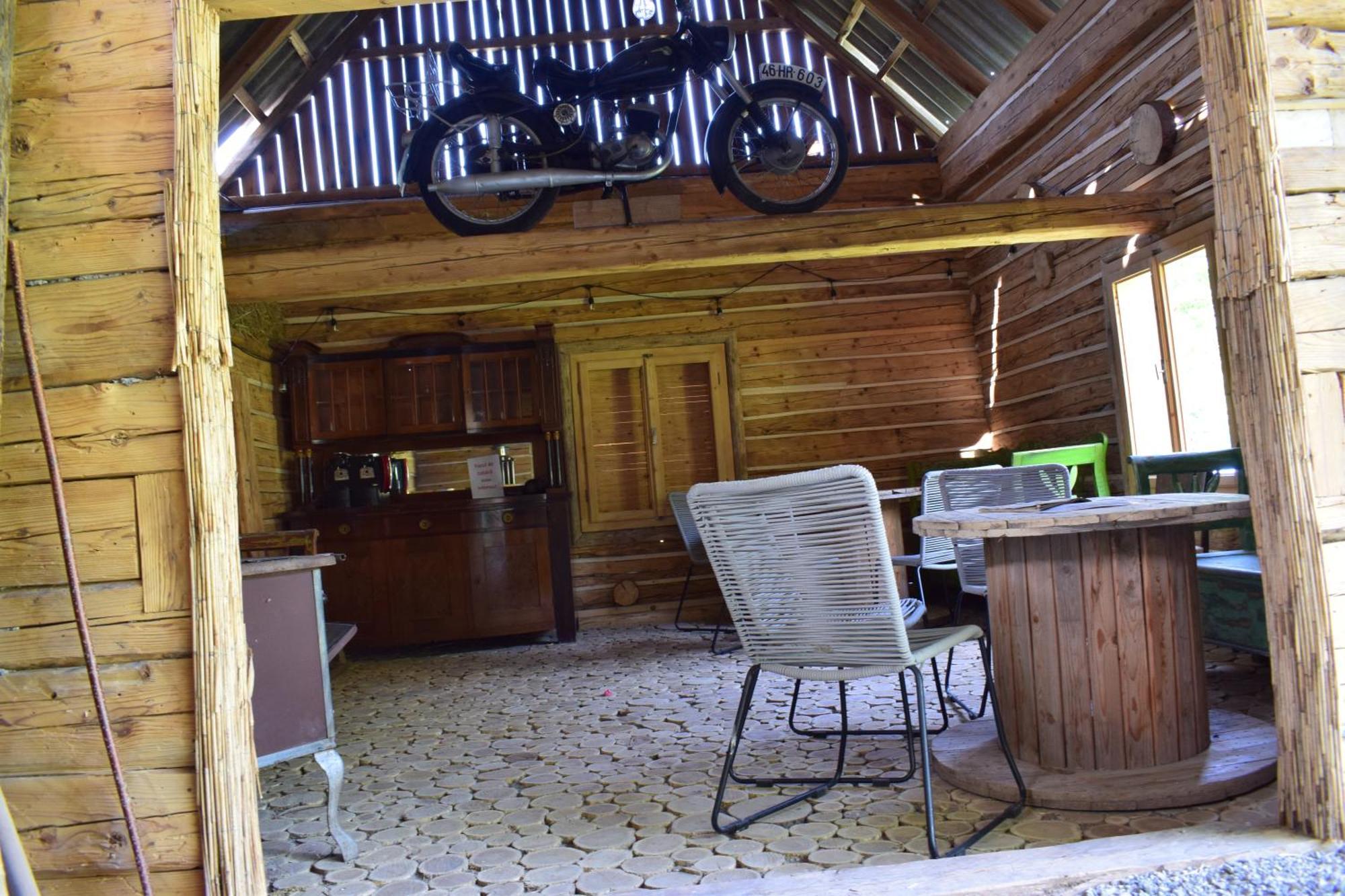 Holiday Nature House Извоаре Екстериор снимка