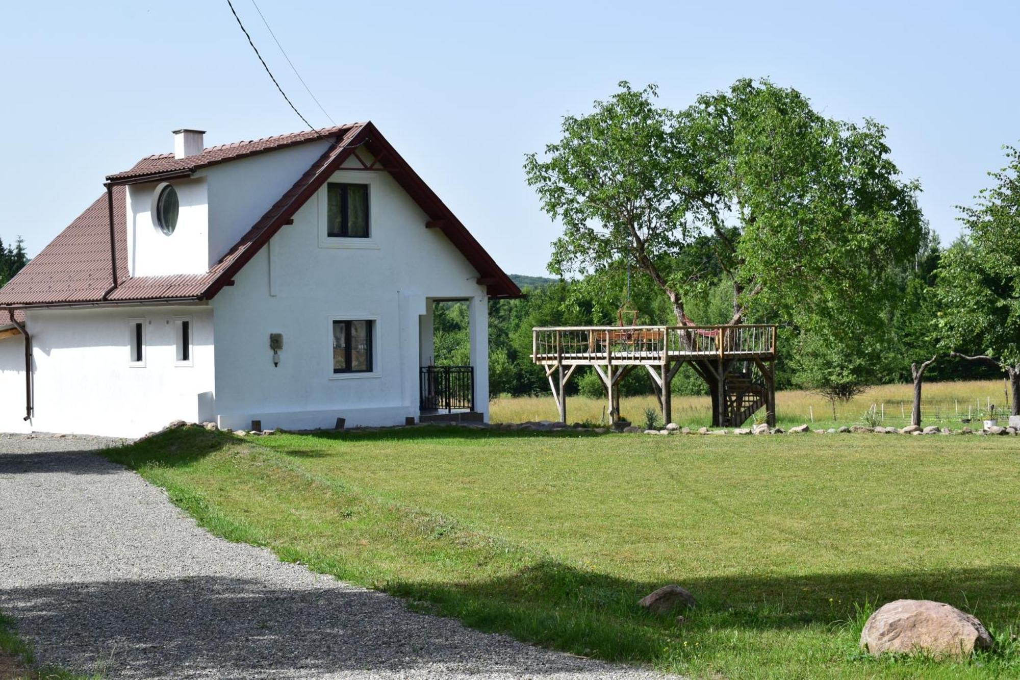 Holiday Nature House Извоаре Екстериор снимка